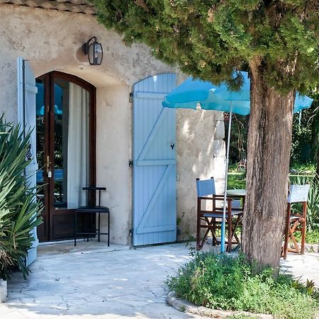 Le Mas Shabanou Bed & Breakfast Roquefort Les Pins Bagian luar foto