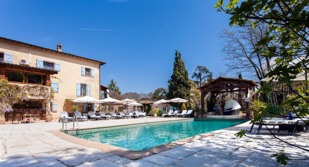 Le Mas Shabanou Bed & Breakfast Roquefort Les Pins Bagian luar foto
