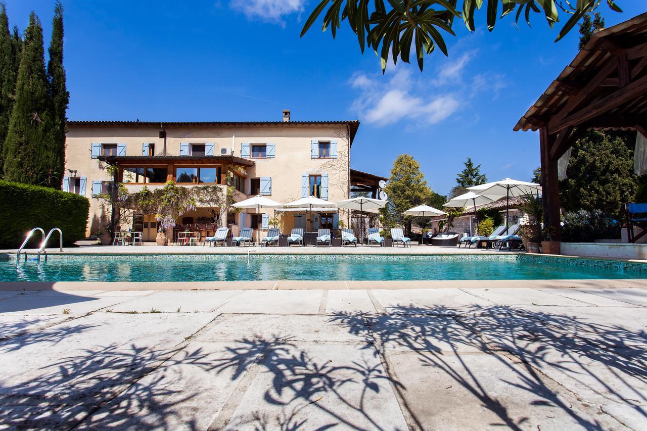 Le Mas Shabanou Bed & Breakfast Roquefort Les Pins Bagian luar foto