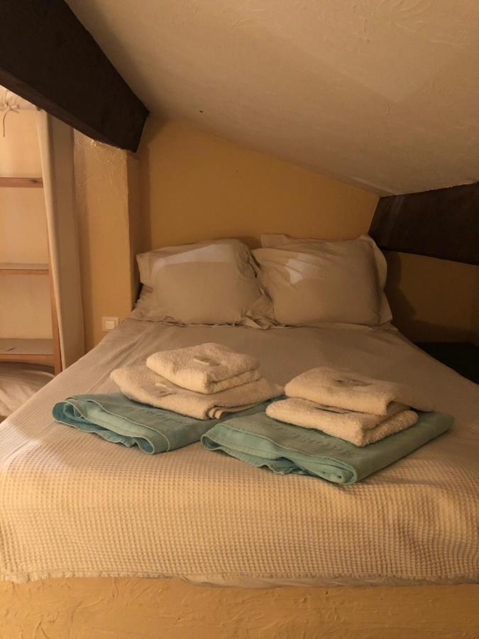 Le Mas Shabanou Bed & Breakfast Roquefort Les Pins Bagian luar foto